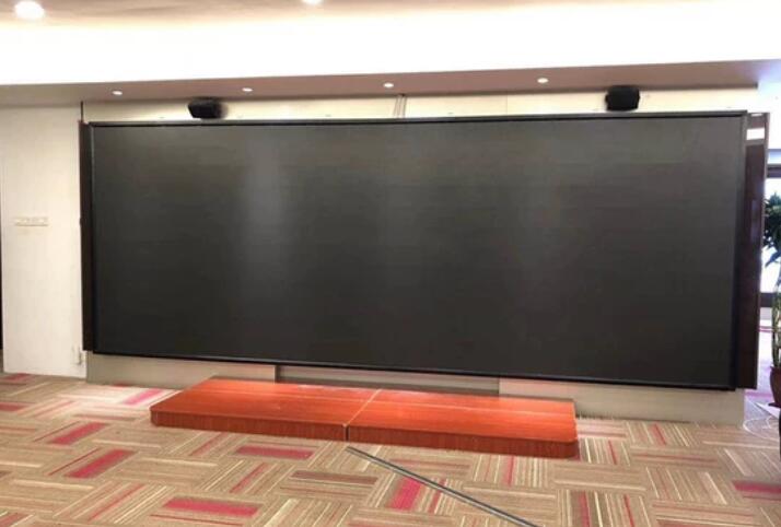 LED屏包邊必須留縫隙嗎