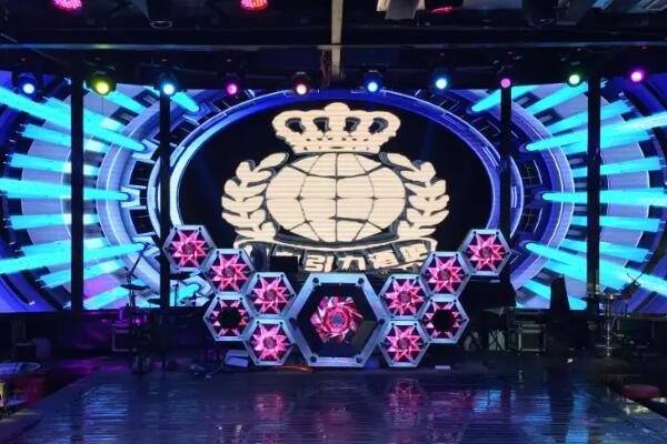 廣州某酒吧液晶拼接屏項(xiàng)目